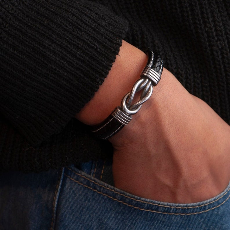 Simon – Elegantes Herrenarmband mit Persönlichen Wünschen