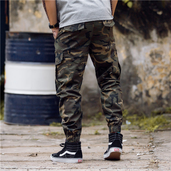 Ryan – Slim Fit Herren Harem Jogginghose im Camouflage-Stil