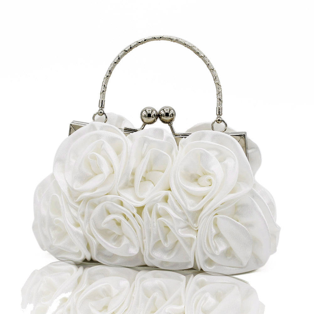 Joanne – Handliche Rosen-Handtasche für besondere Anlässe