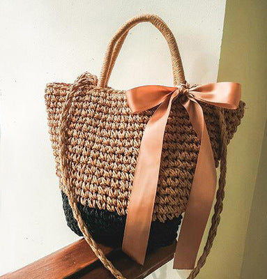 Sandra – Handgefertigte Rattan Strandtasche für Damen