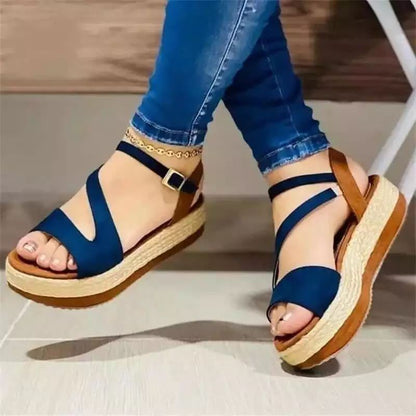 Adele – Plattform Sandalen mit Hohlbuckle für Damen