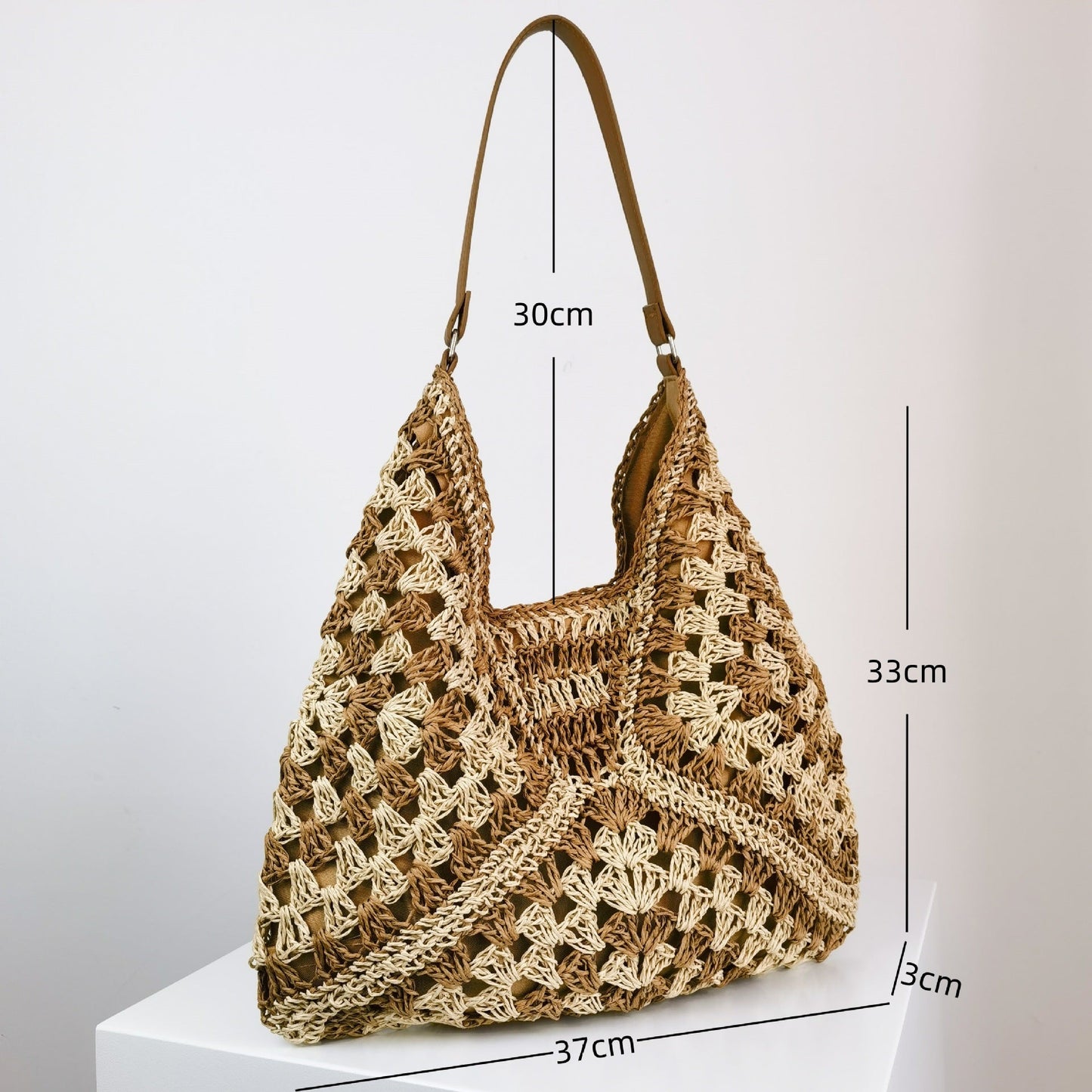 Lisa – Handgefertigte Strohwoven Schultertasche mit Kontrastfarbe