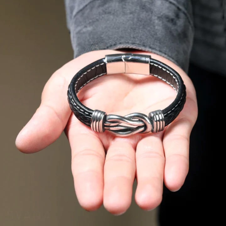 Nathan – Geflochtenes Herrenarmband aus veganem Leder mit Unendlichkeitssymbol und Edelstahlverschluss