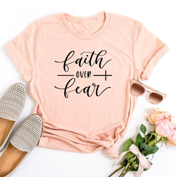 Nicole – Faith Over Fear Christliches T-Shirt für Frauen