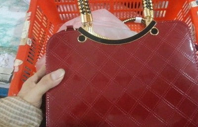 Barbara – Handtasche mit einzigartigem Design für Frauen