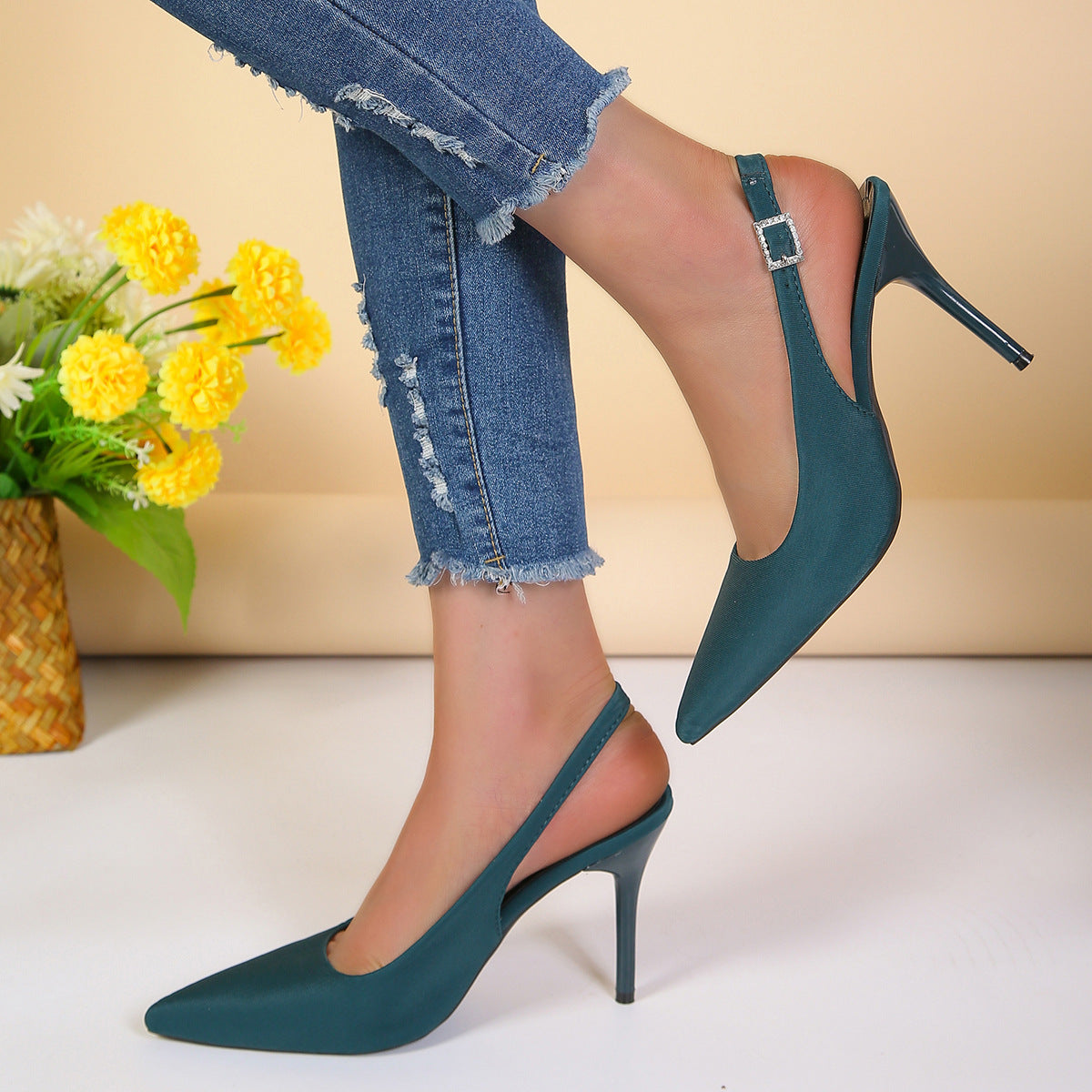 Natasha – Modische Sommer-Stiletto-High-Heels mit Schnalle