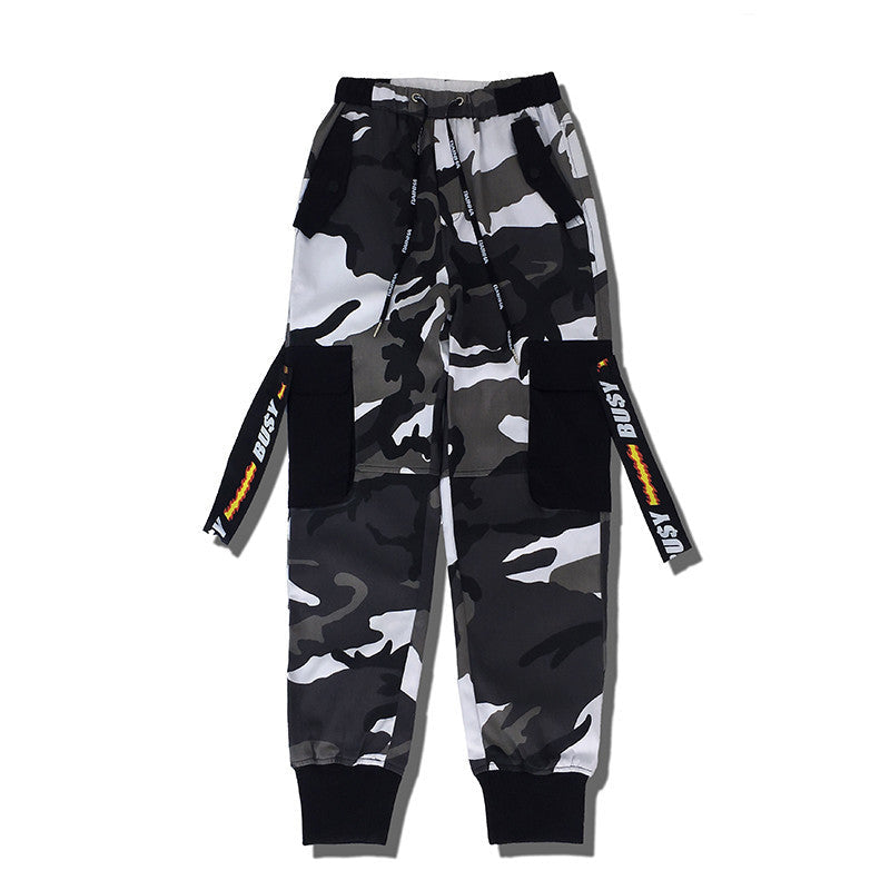 Sean – Camouflage Jogginghose mit verstellbaren Trägern