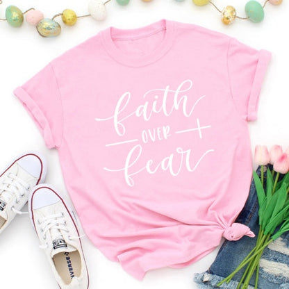 Nicole – Faith Over Fear Christliches T-Shirt für Frauen