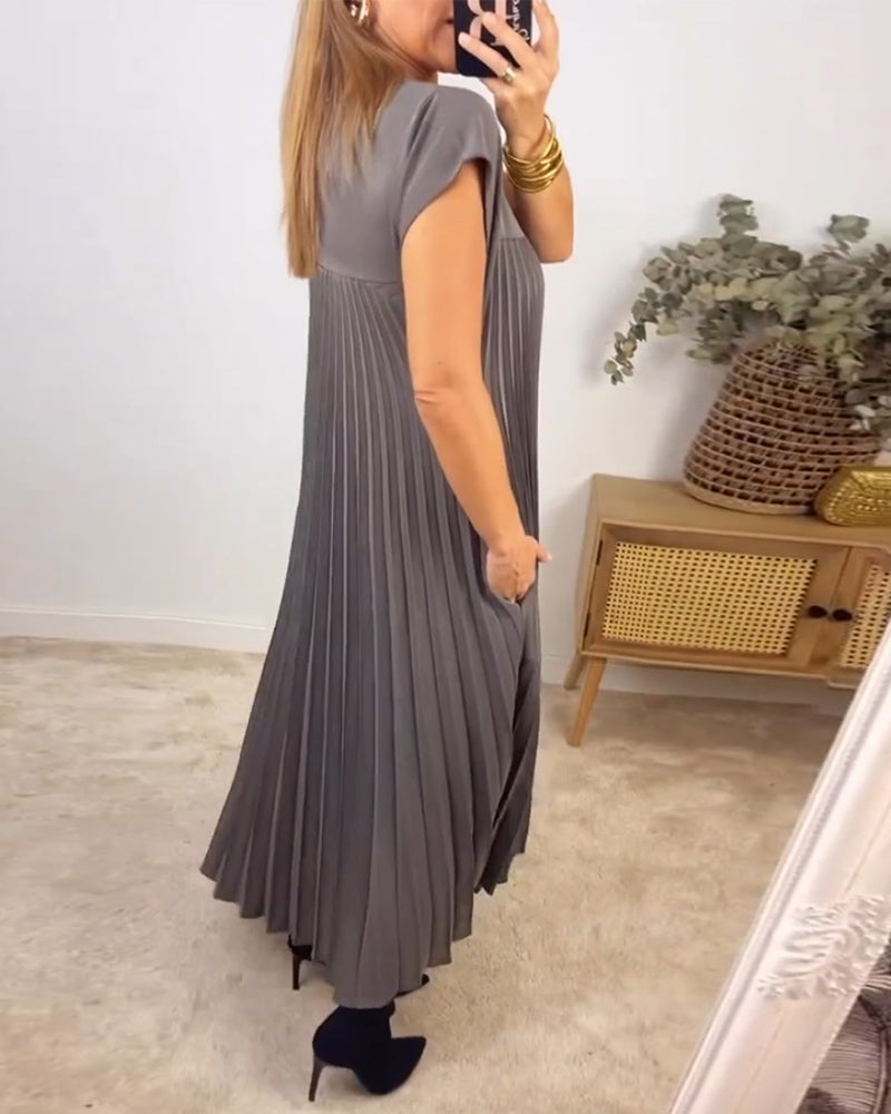 Christina – Ärmelloses Damenkleid mit Falten