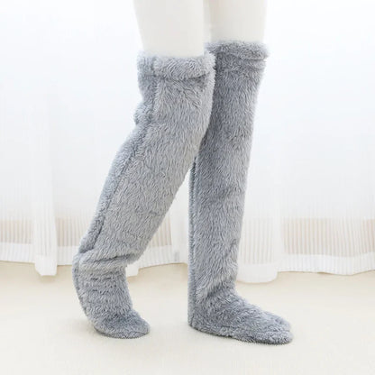 Lauren – Flauschige Overknee-Socken für Damen mit ultraweichem Plüschstoff