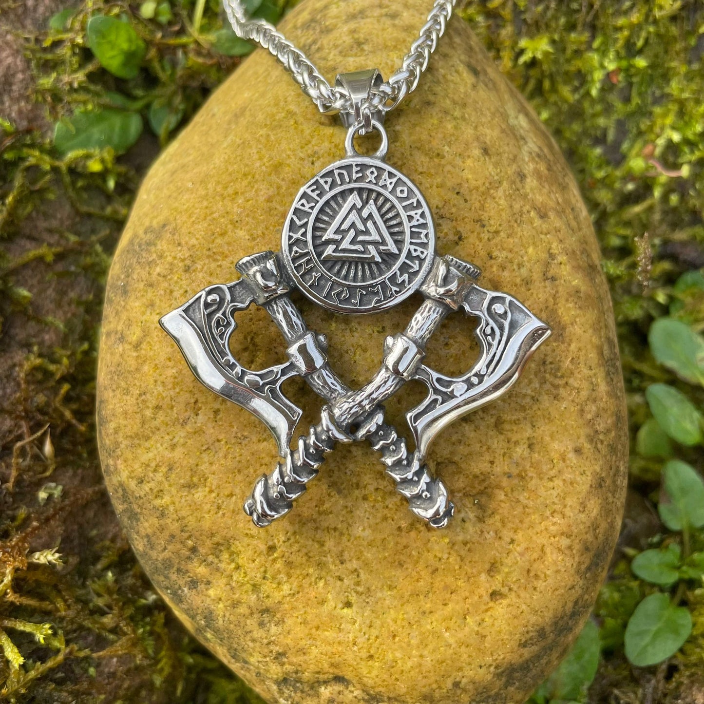 Leon – Wikinger-Anhänger Halskette mit Valknut-Symbol