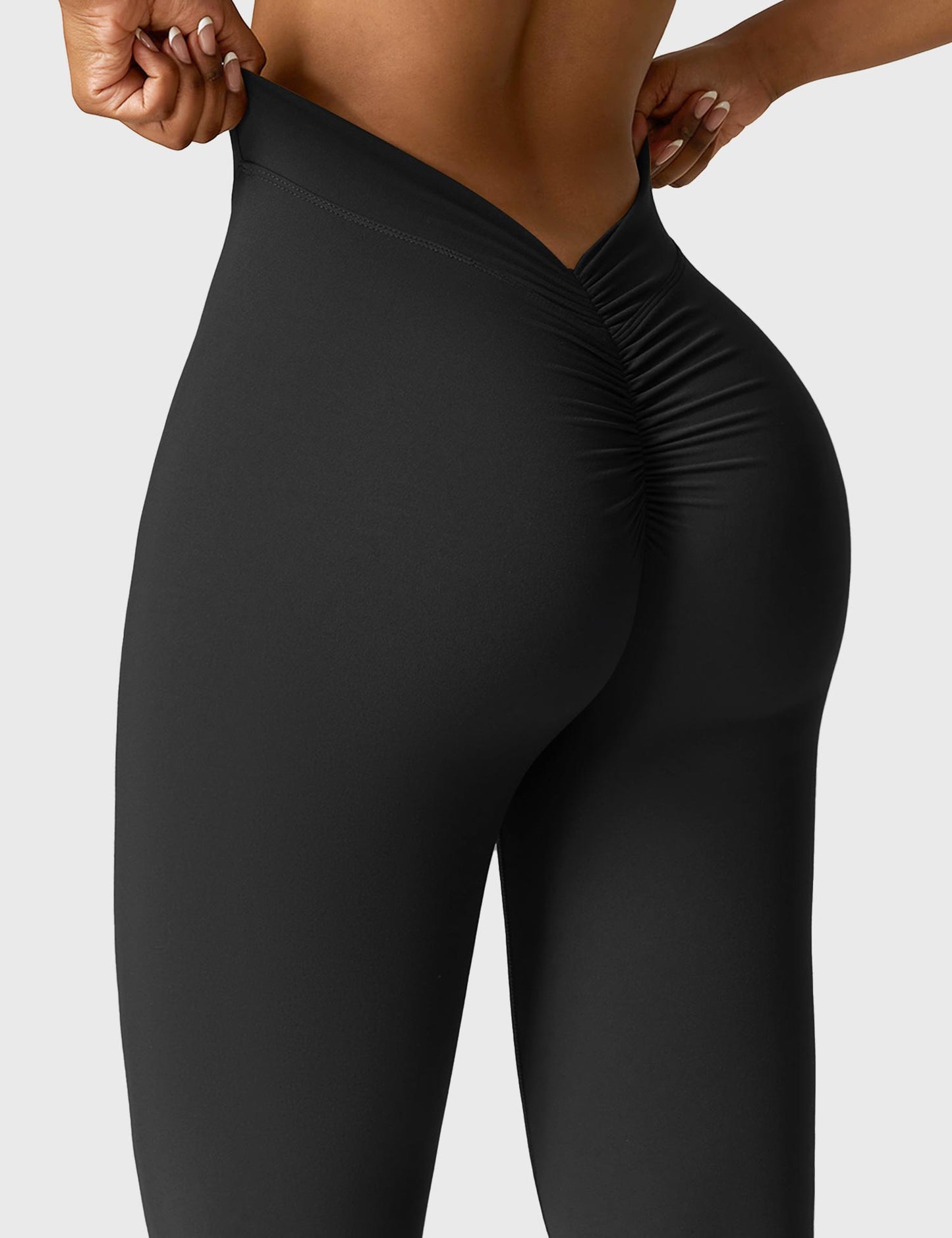 Sue – Flare-Leggings mit V-Rücken für Damen